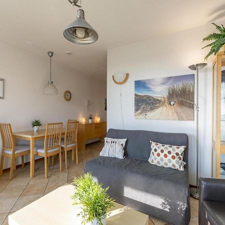 Cosy Apartment With Terrace Callantsoog Bagian luar foto
